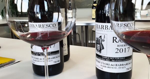 Beppe Fenoglio e la Produttori del Barbaresco per capire le Langhe (almeno  un po')